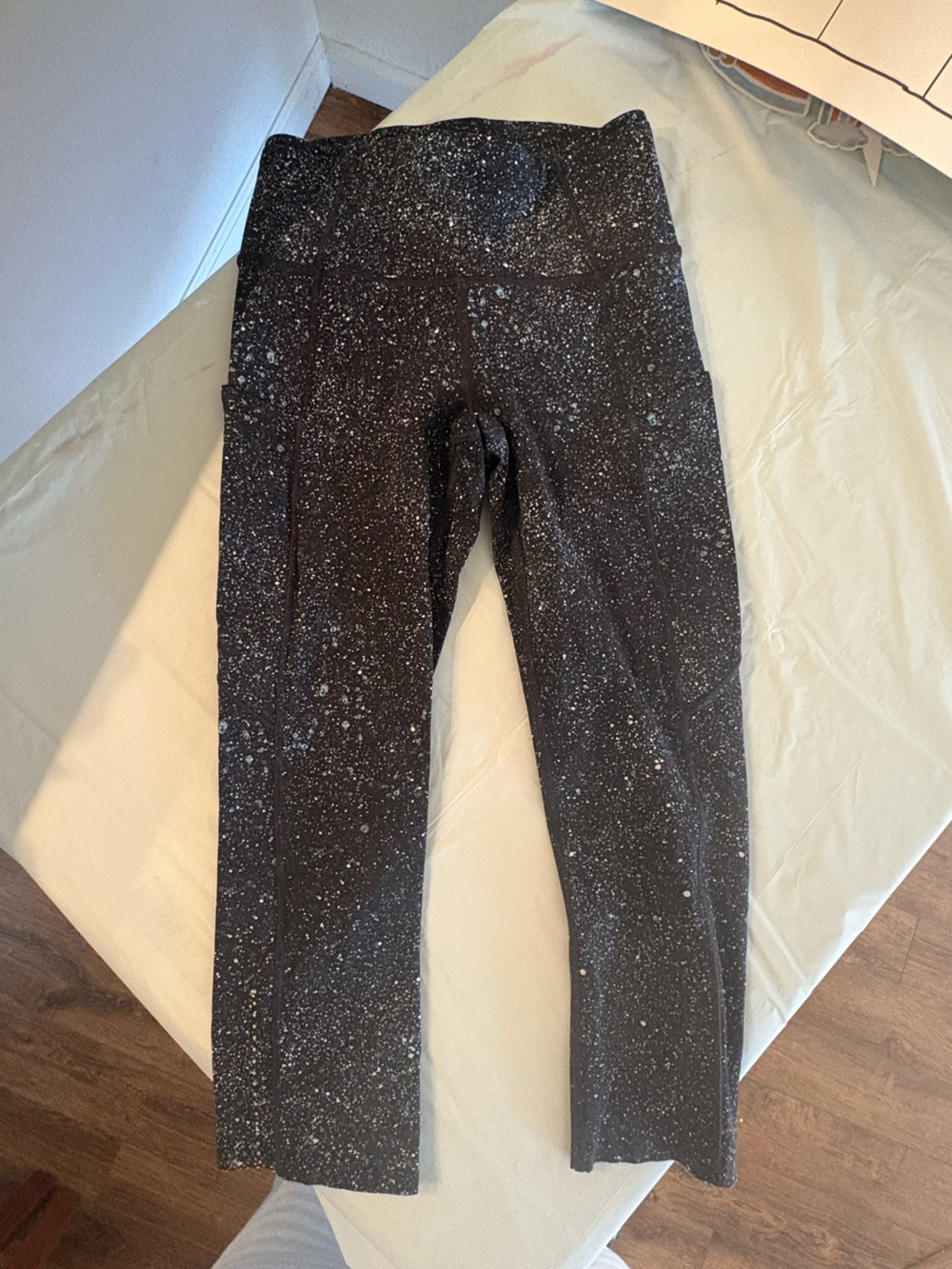 LuLu Lemon capri Black Speckled Casual Pants